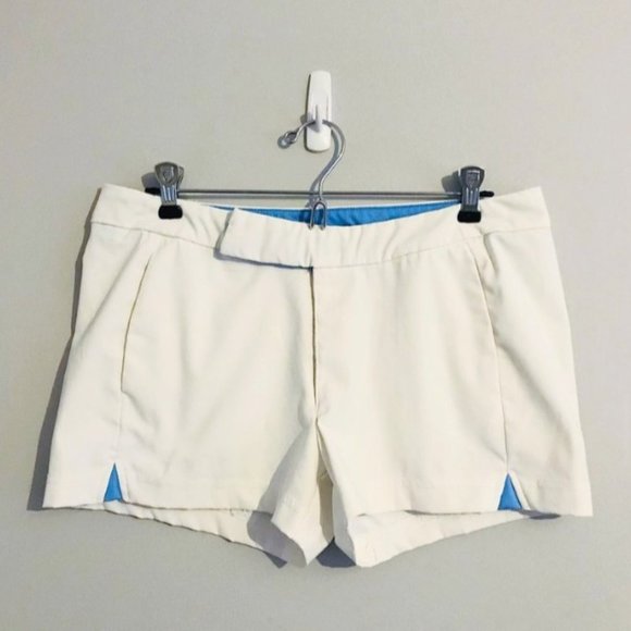 🌿 Nike | White Tennis Shorts - Picture 1 of 2